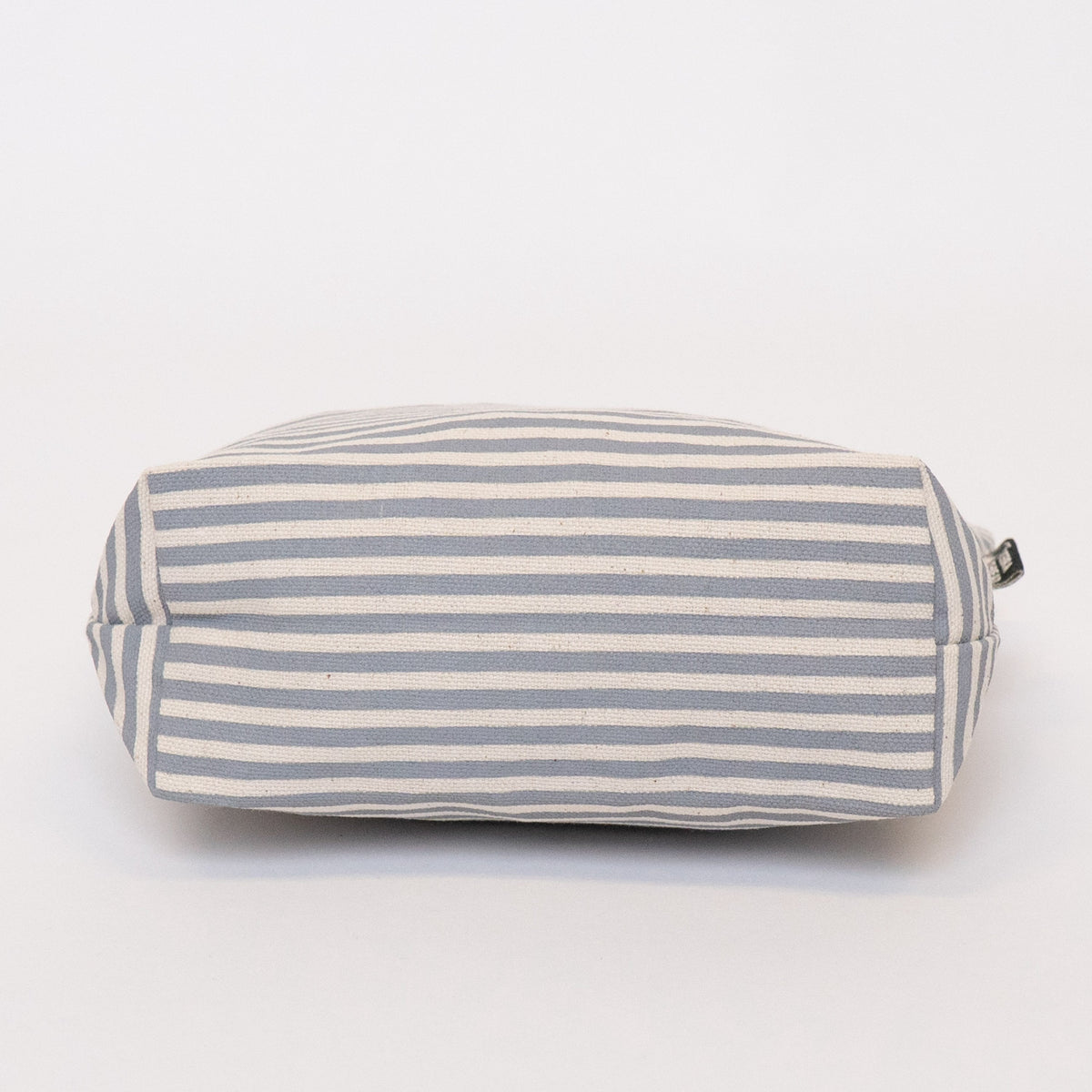 striped cosmetic bag#color_stripe