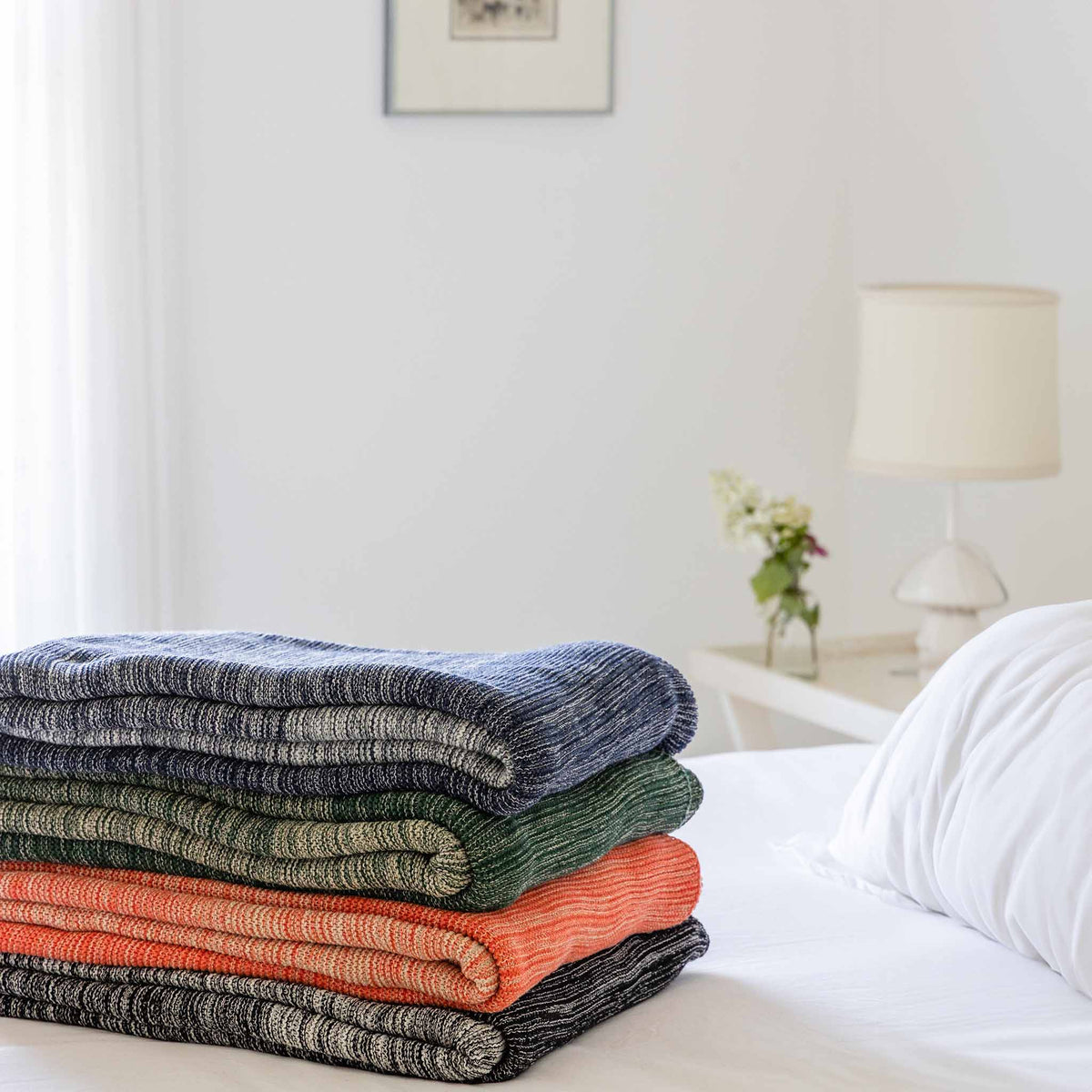in2green Eco Throw Textured Sustainable Knit Throw Blanket - Textured Ombre