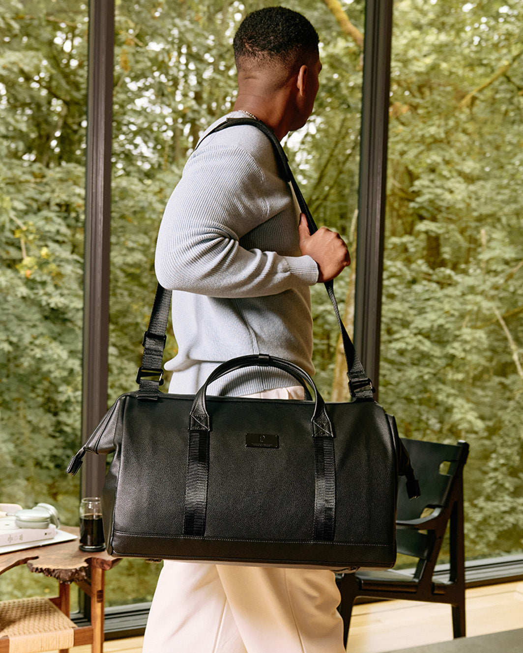 #color_black leatherlite