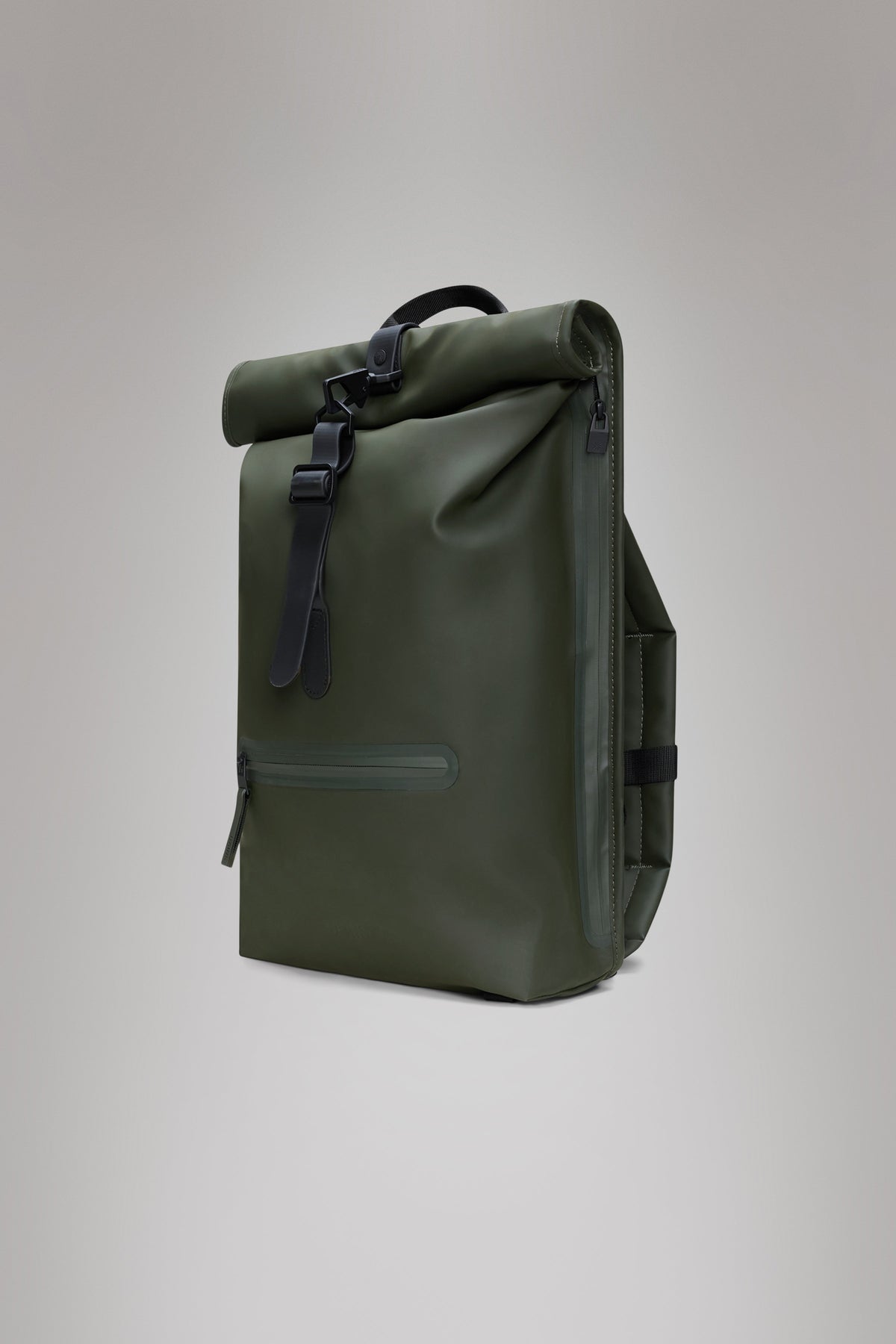 RAINS Rolltop Rucksack Green 17L H48 x D11 x W32 cm Backpack