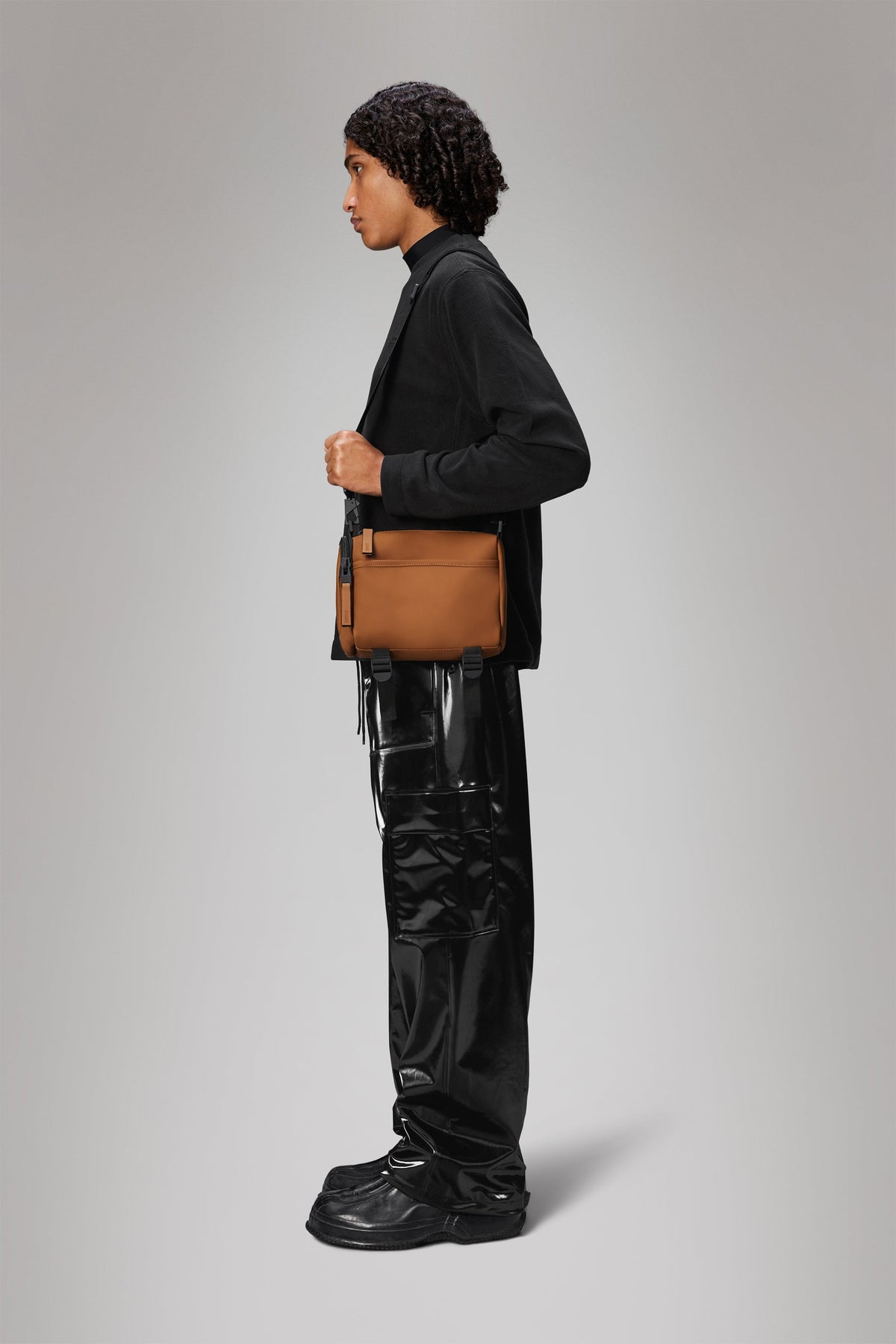 RAINS Texel Crossbody Bag Rust 4L H17 x D9.50 x W25 cm Crossbody