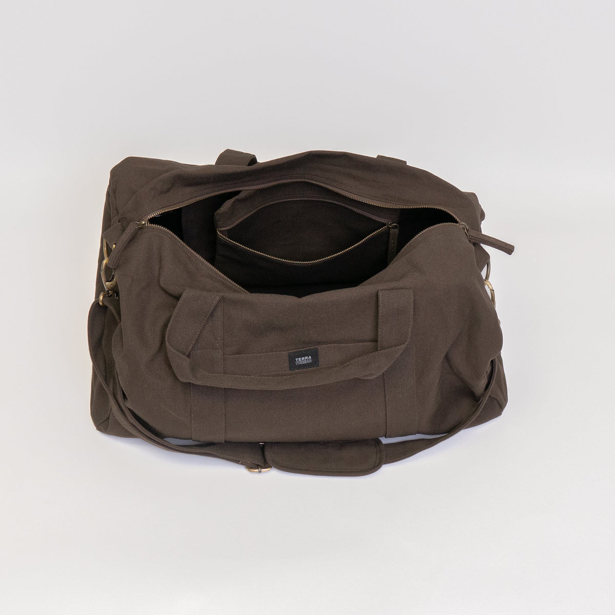 canvas duffel bag brown#color_chestnut-brown