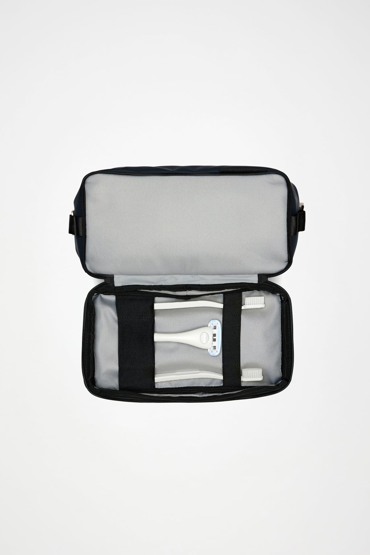 RAINS Otaru Wash Bag Navy 9L H17 x D15 x W27 cm Wash Bag