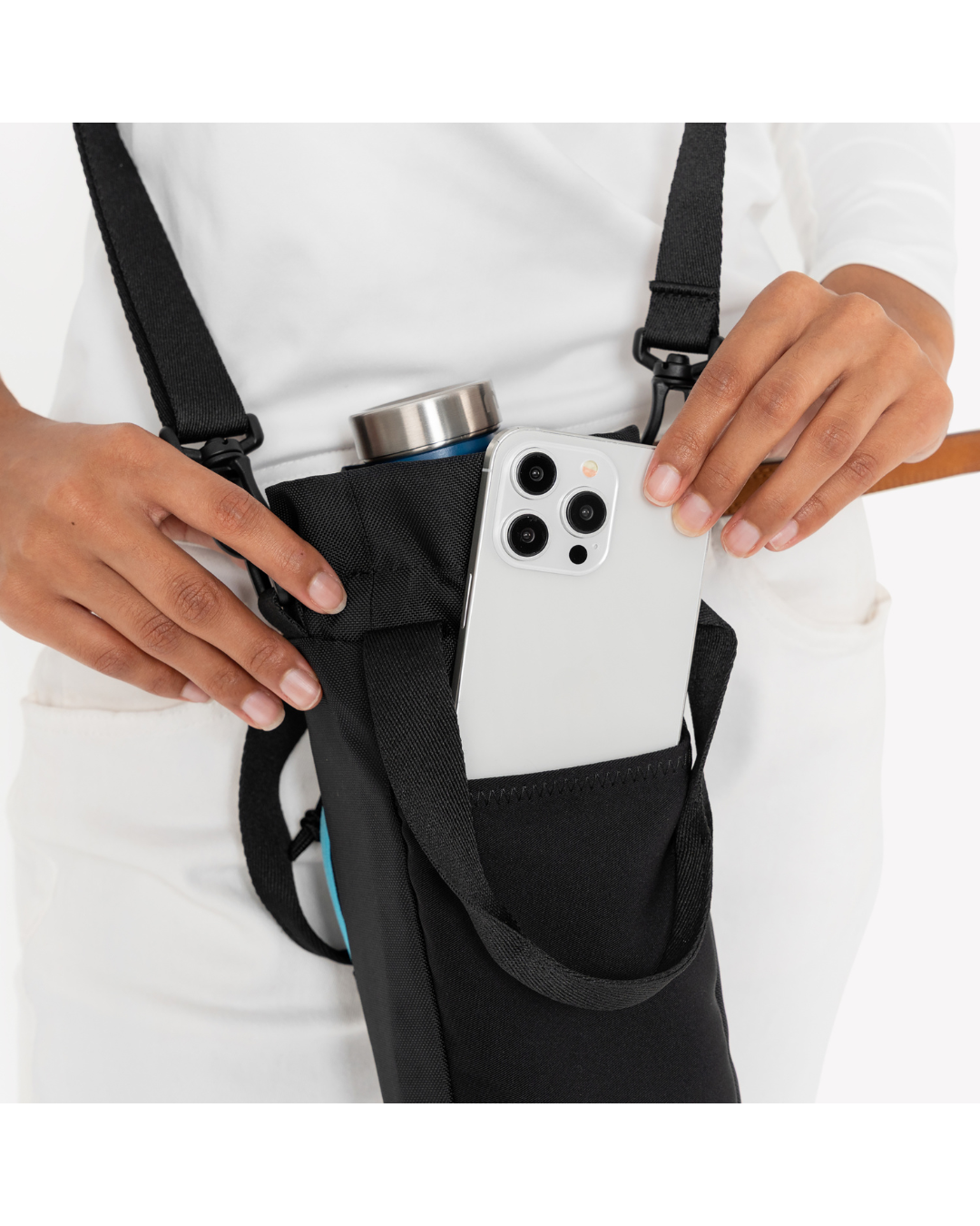 Izzie | Water Bottle Crossbody
