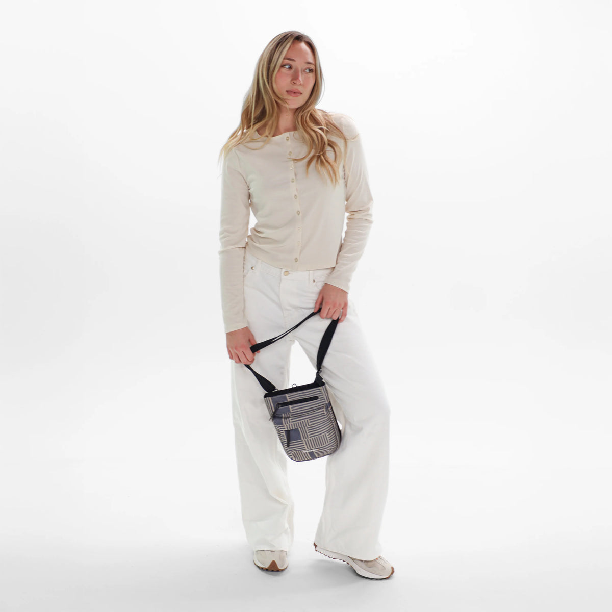 Prima AT | Anti-Theft Crossbody