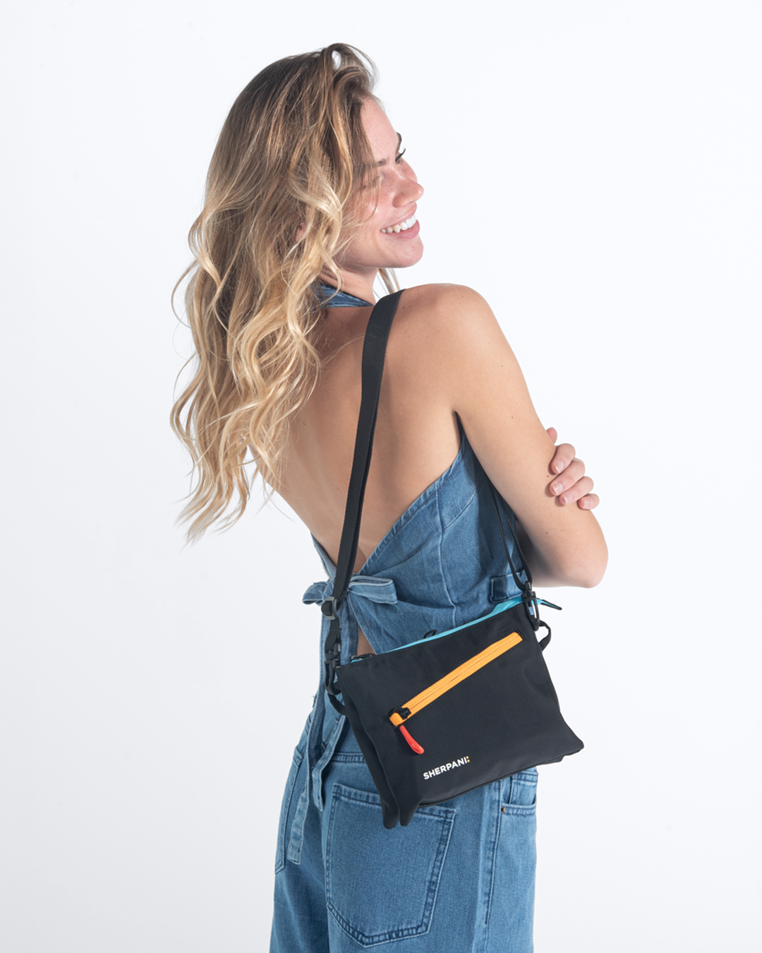 Zoom | Slim RFID Crossbody