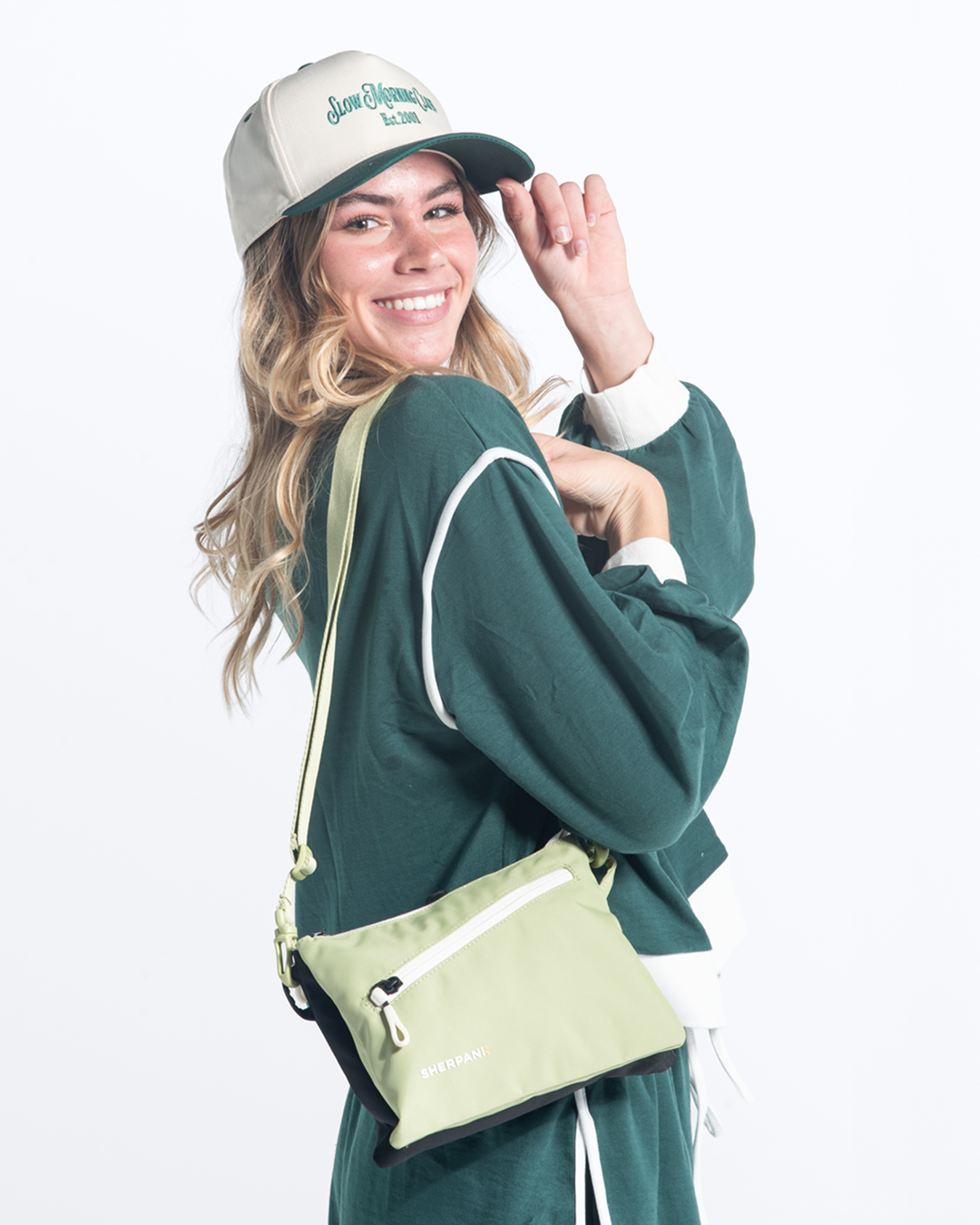Zoom | Slim RFID Crossbody