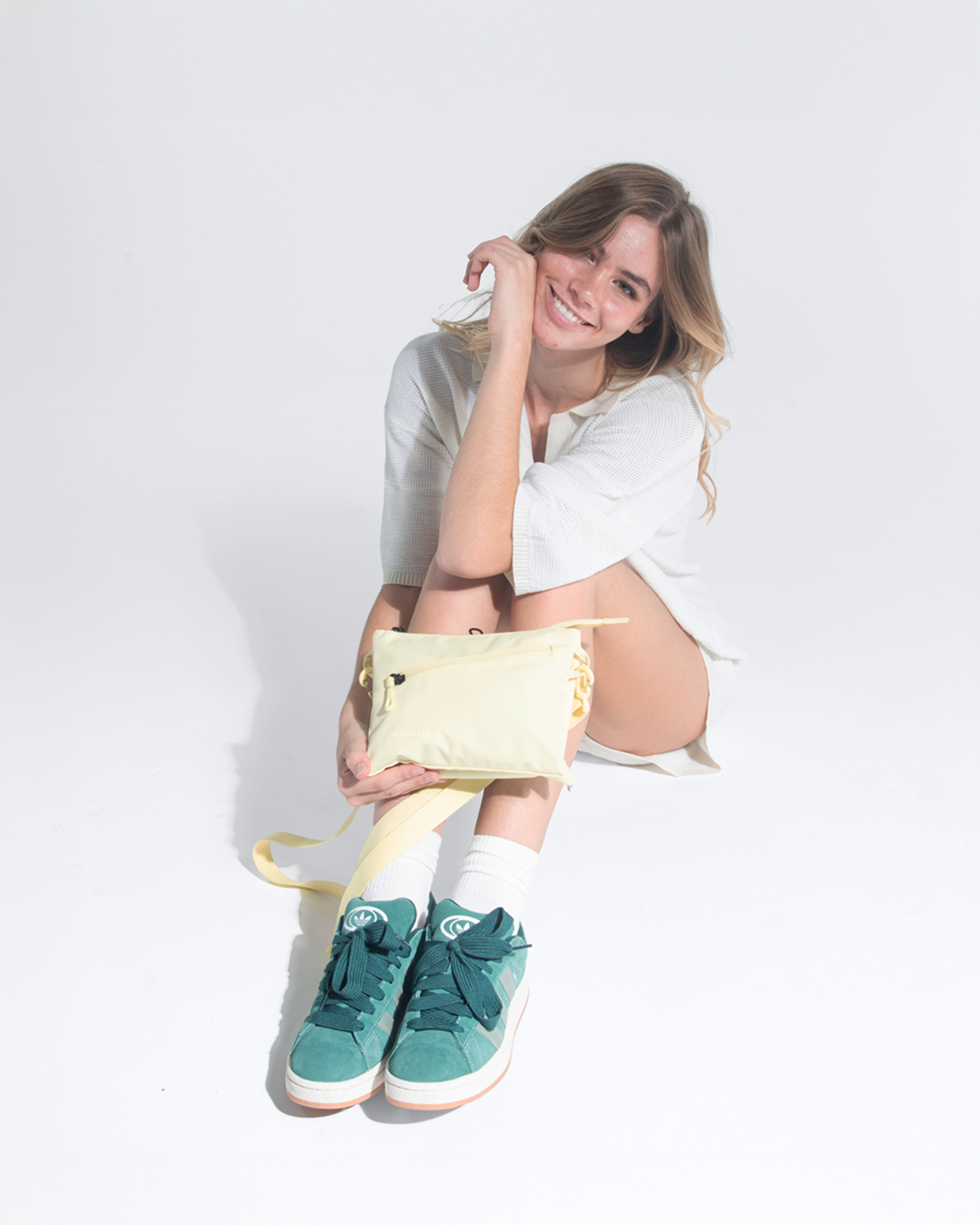 Zoom | Slim RFID Crossbody