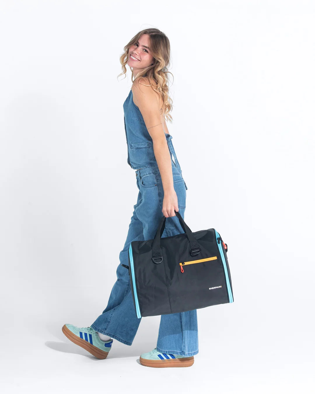 Jaunt Garment Duffle