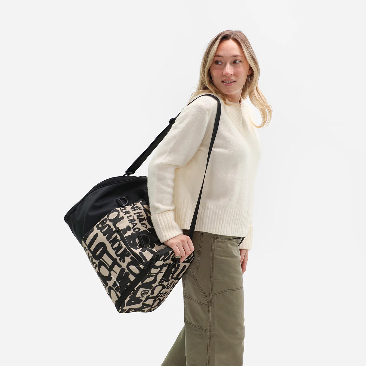 Jaunt Garment Duffle