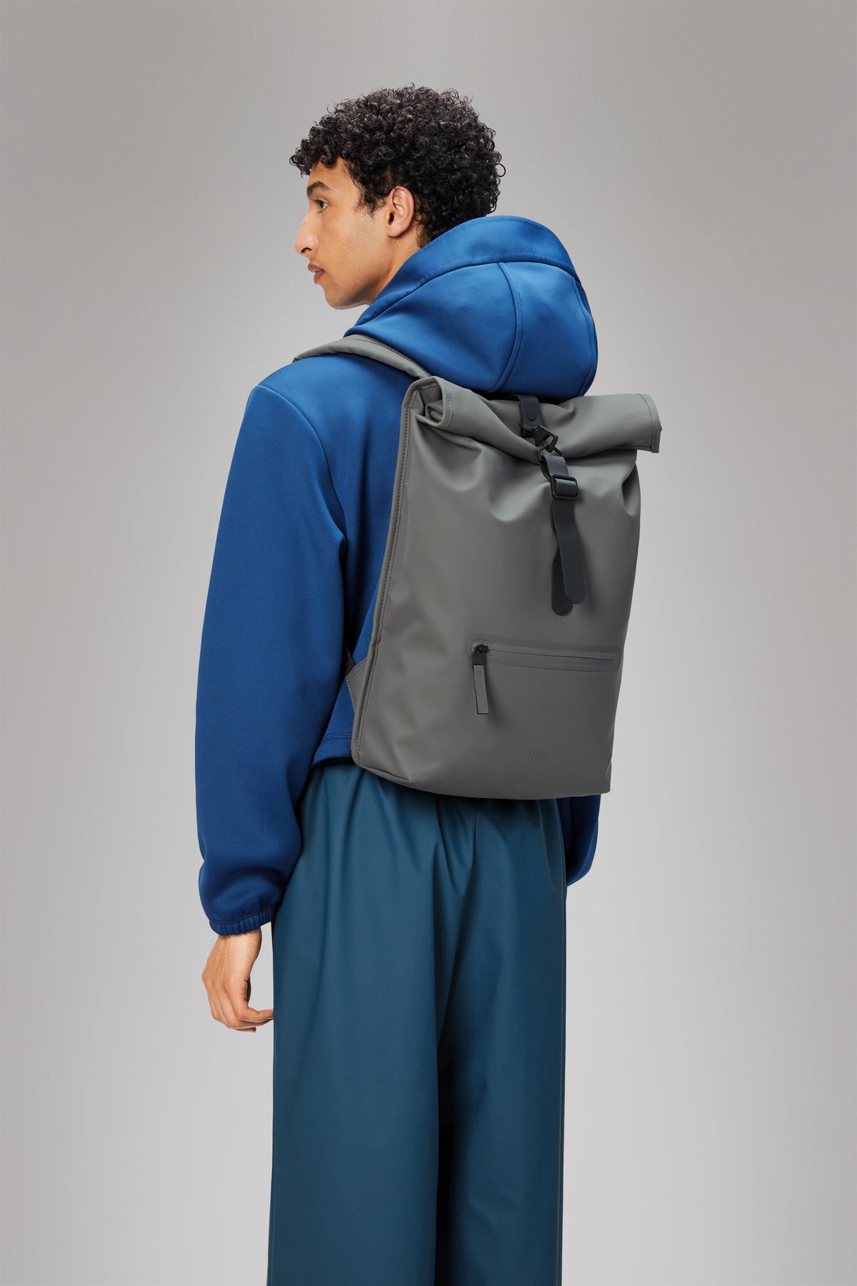 RAINS Rolltop Rucksack Grey 17L H48 x D11 x W32 cm Backpack