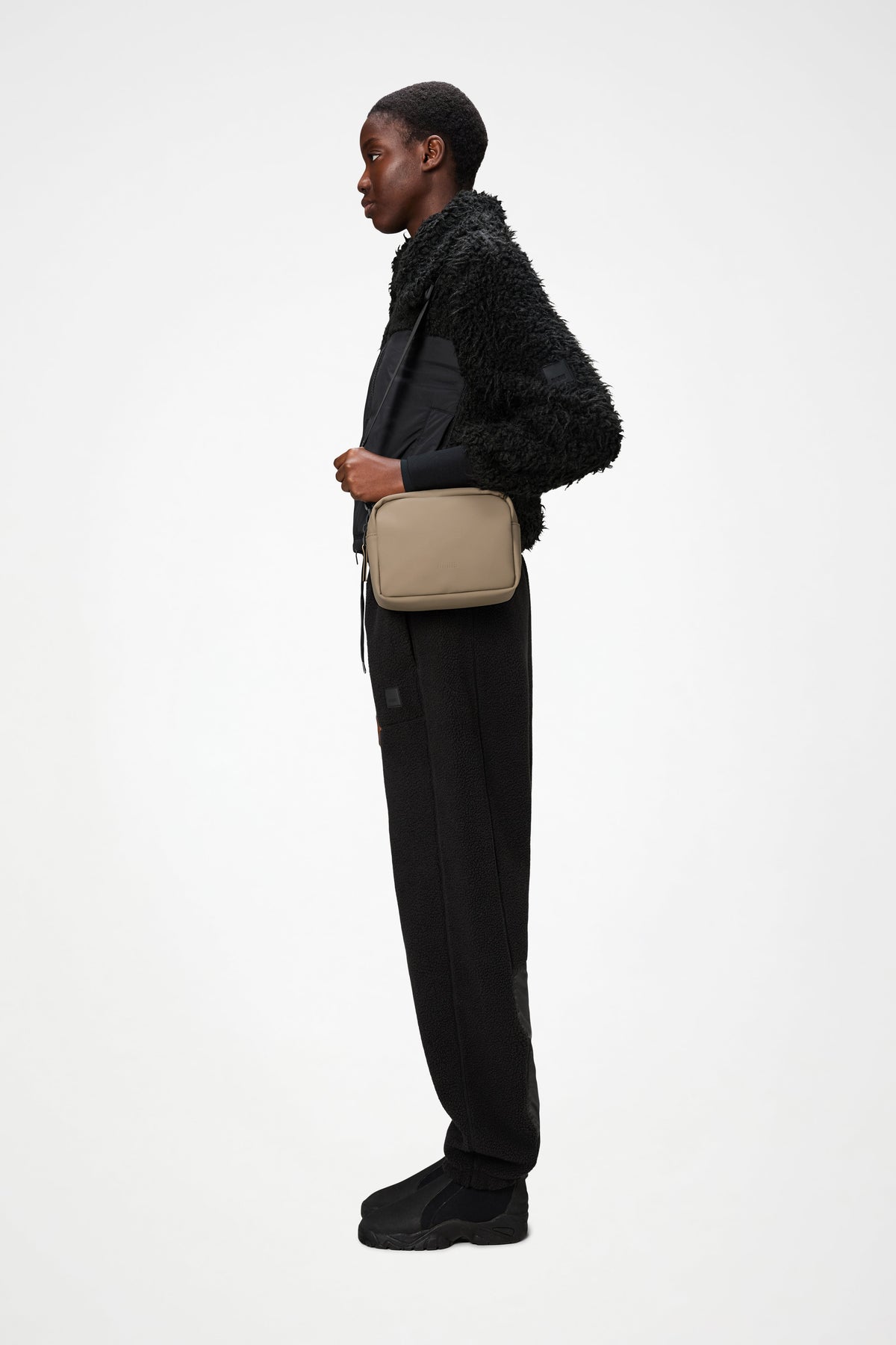 RAINS Box Bag Beige Crossbody