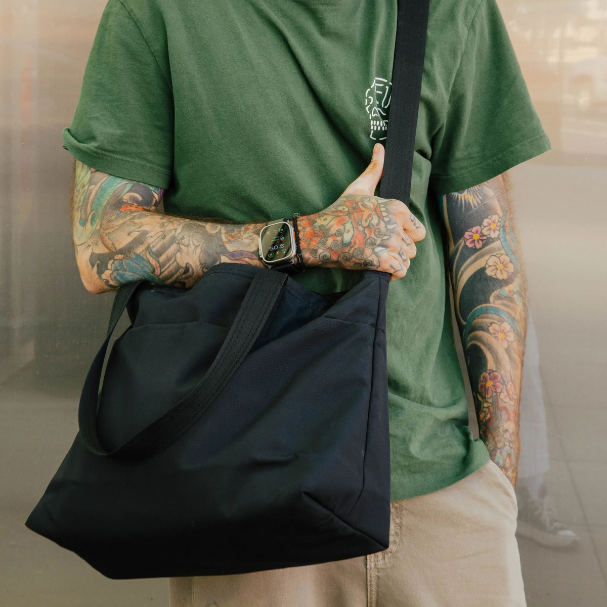 Everything Travel Tote - 19L