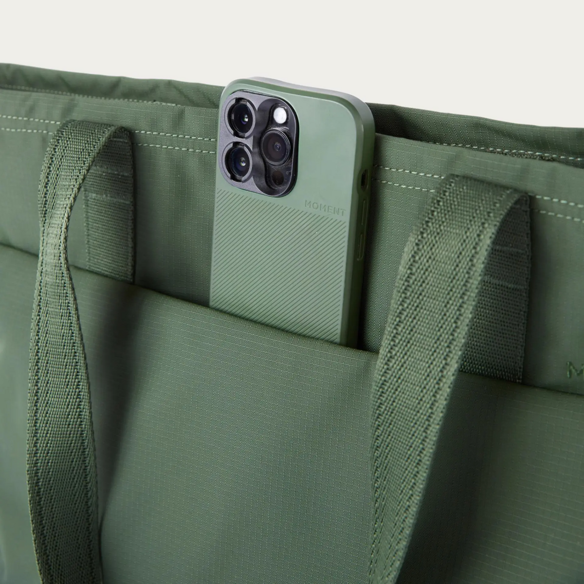 Everything Travel Tote - 19L