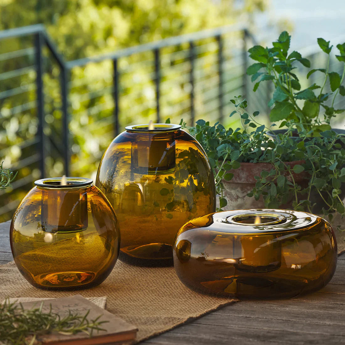 Glass Oval w Luminara Flameless