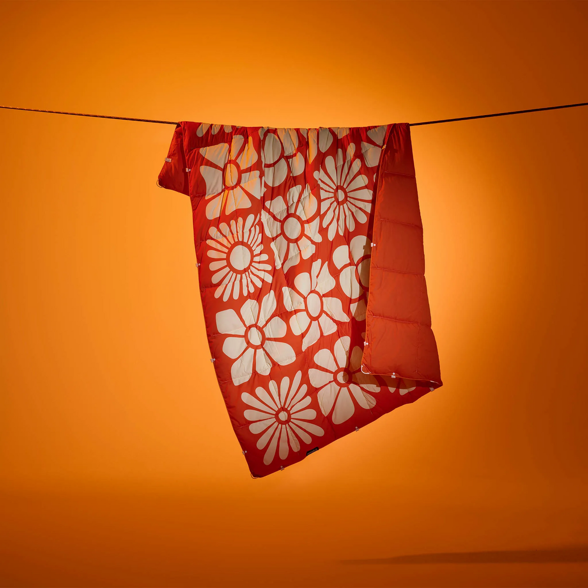 Graphene Puffer Blanket