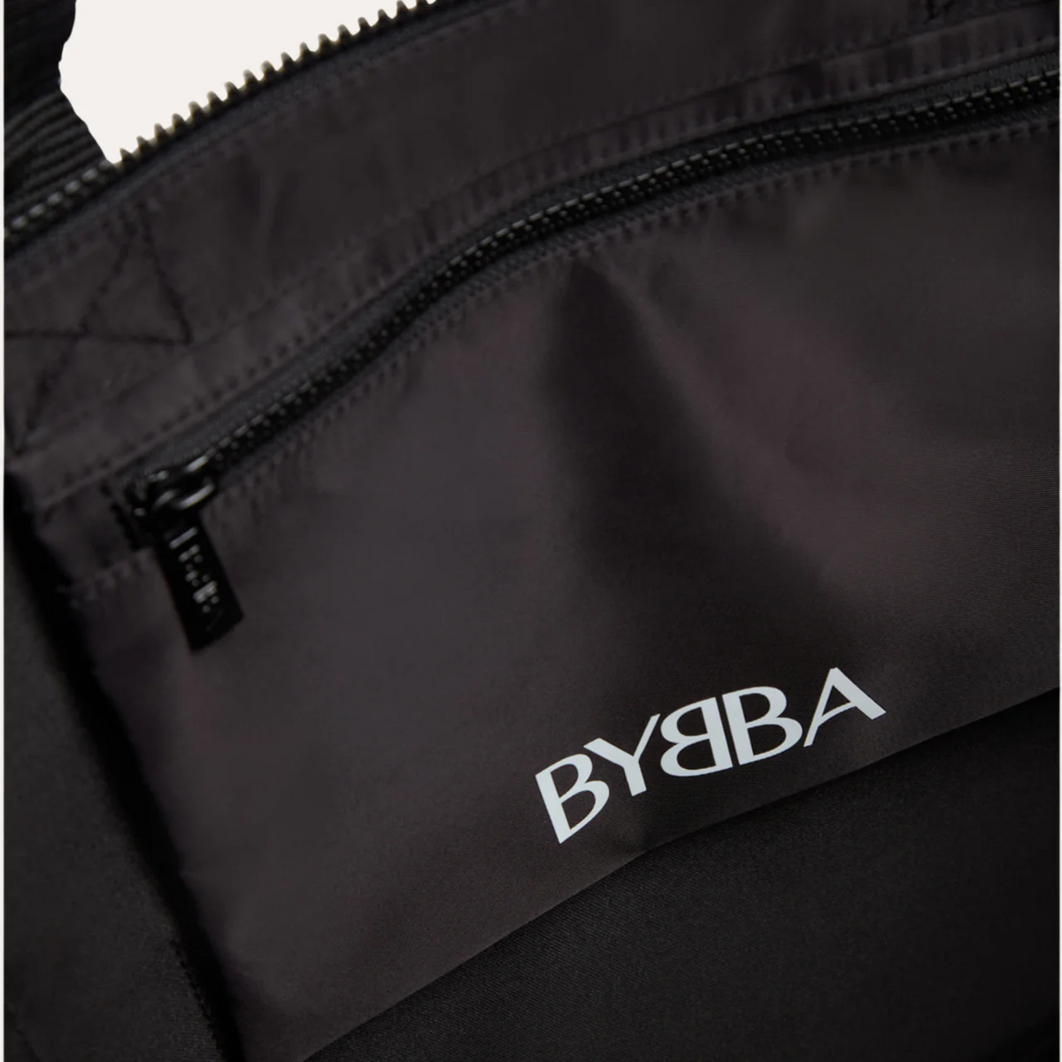 THE RIPPLE ZIP-TOP TOTE BAG / STINGRAY BLACK