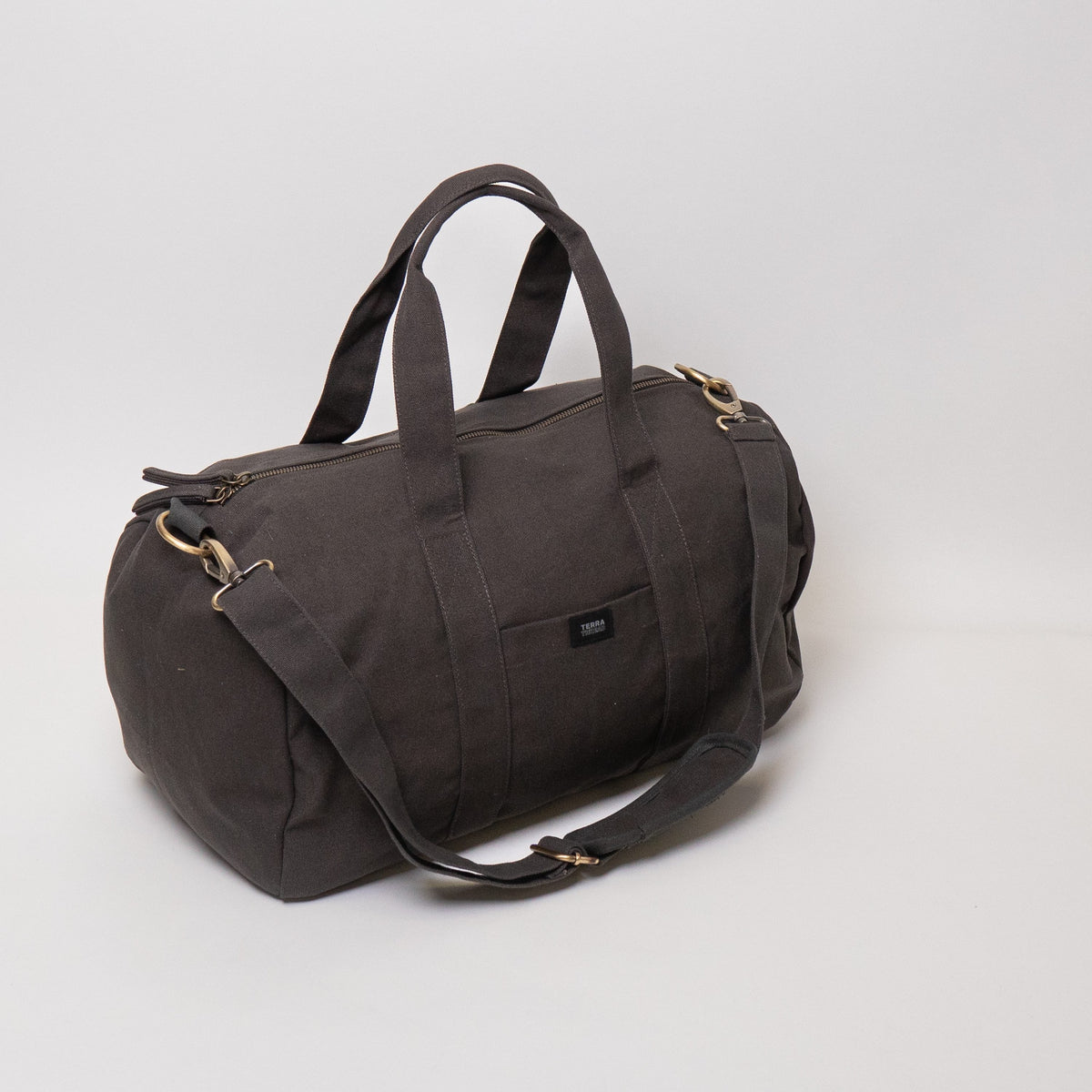 ladies gym bags#color_charcoal-grey