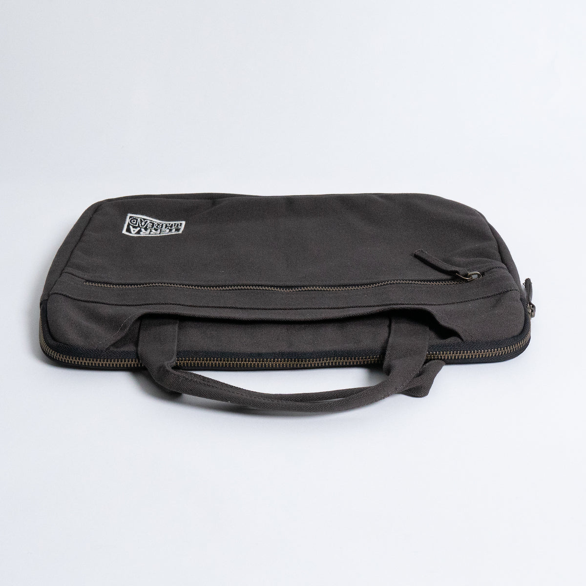 laptop sleeve with pocket#color_charcoal-grey