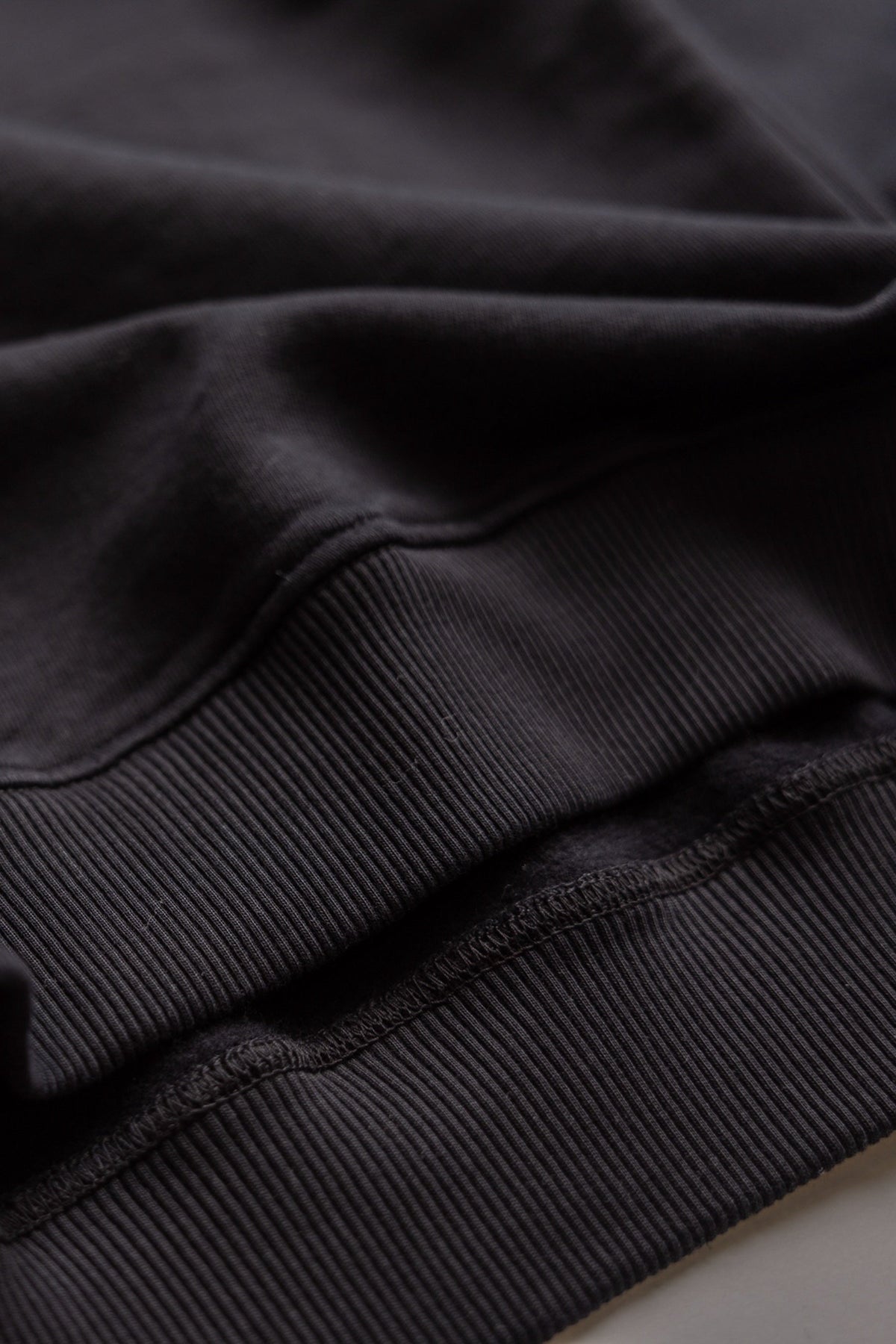 non toxic sweatshirt#color_black