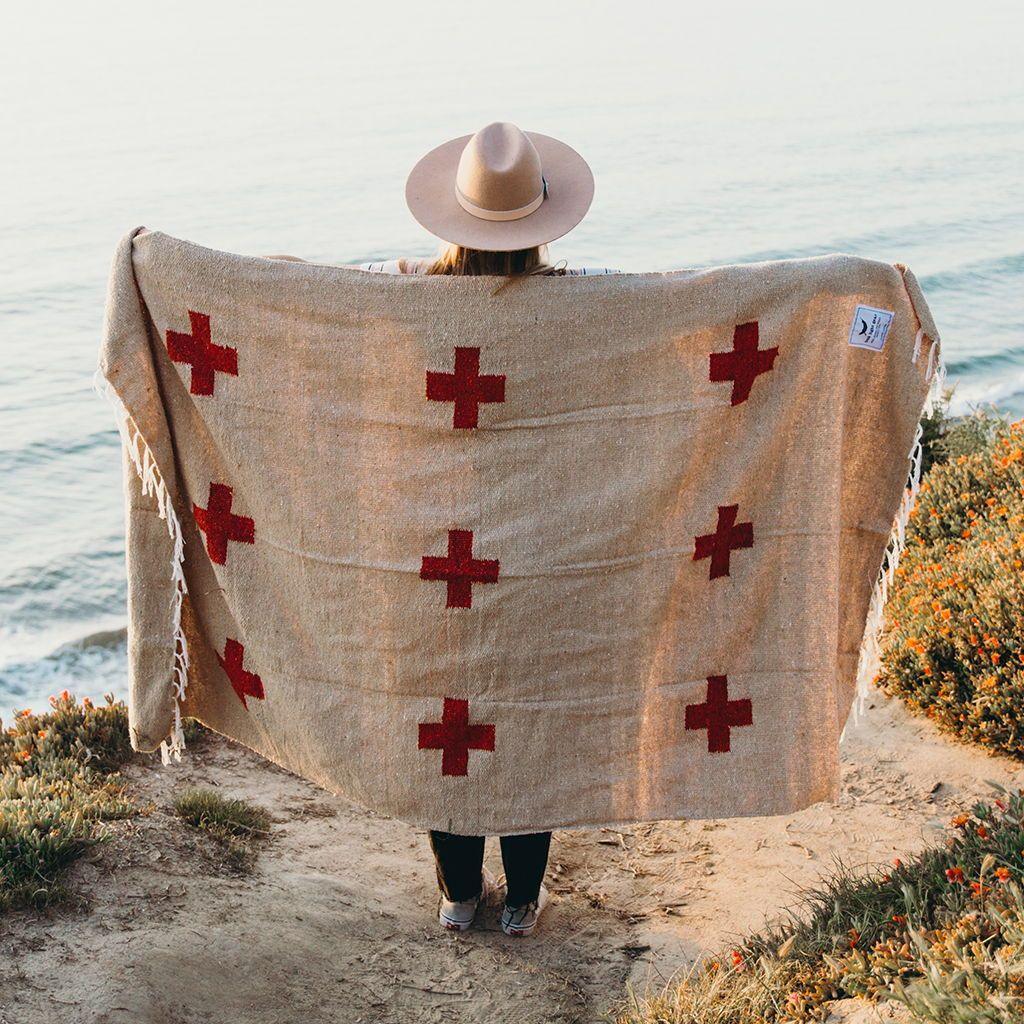 Positive Vibrations Blanket - Trek Light