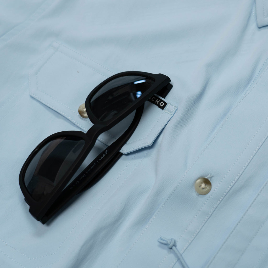 Sunglass pocket 
