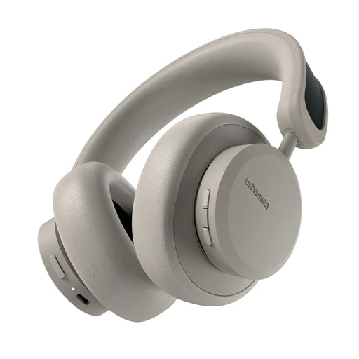 Los Angeles - World&#39;s First Solar Powered Headphone