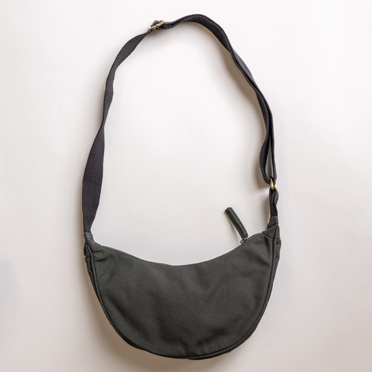 sling bags crossbody#color_charcoal-grey
