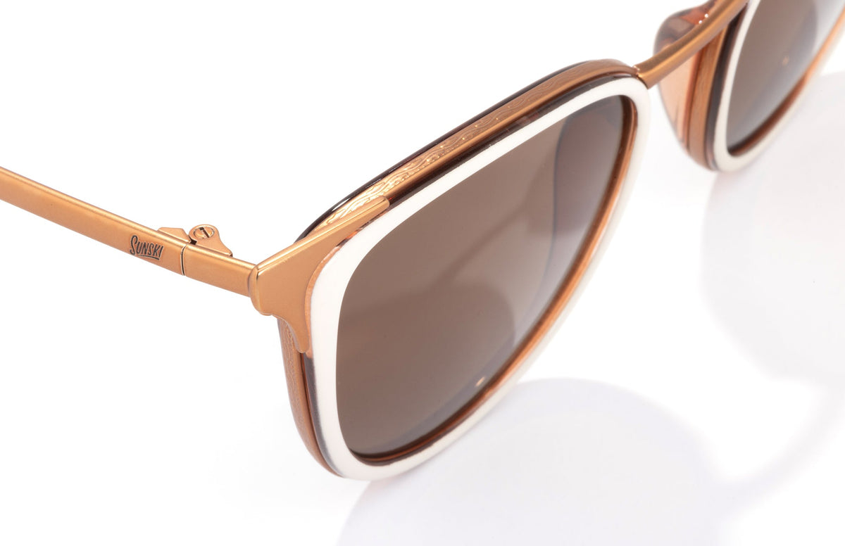 PROD_SUN_CT_IAM sunski catalina ivory amber close up aerial angle