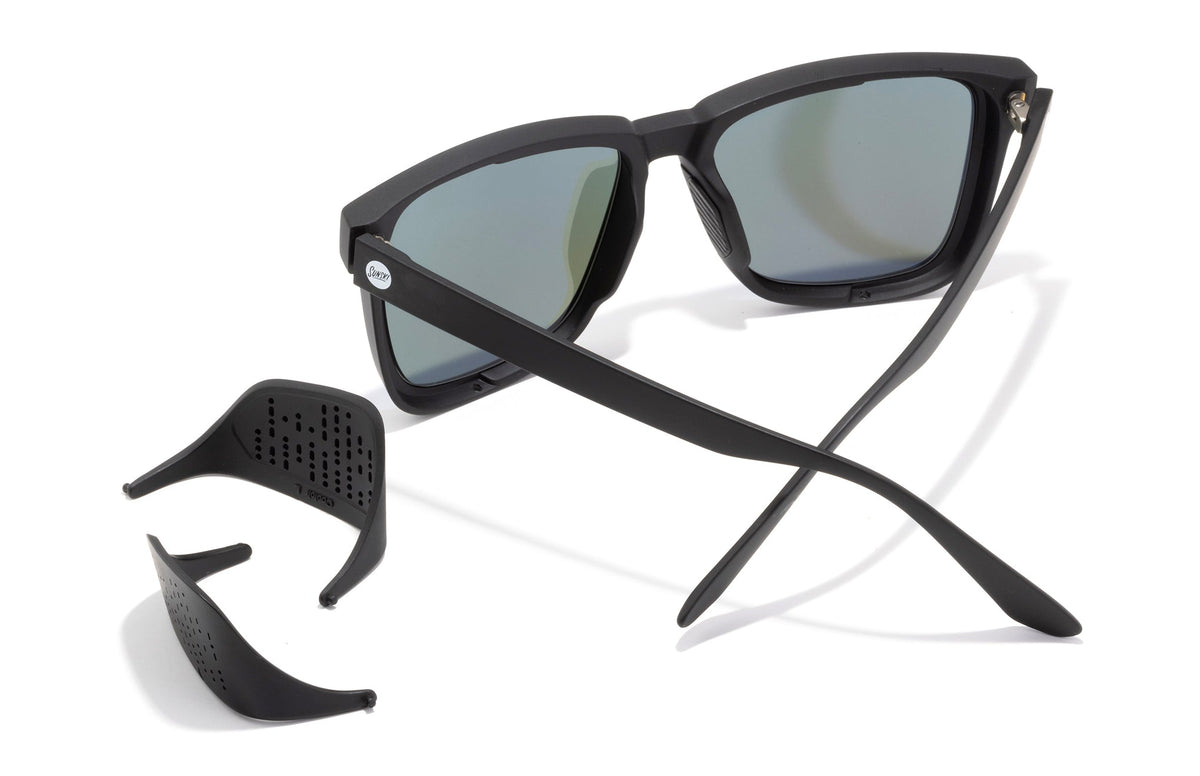 PROD_SUN_CO_BBLP sunski couloir black blue unfolded with side shields removed