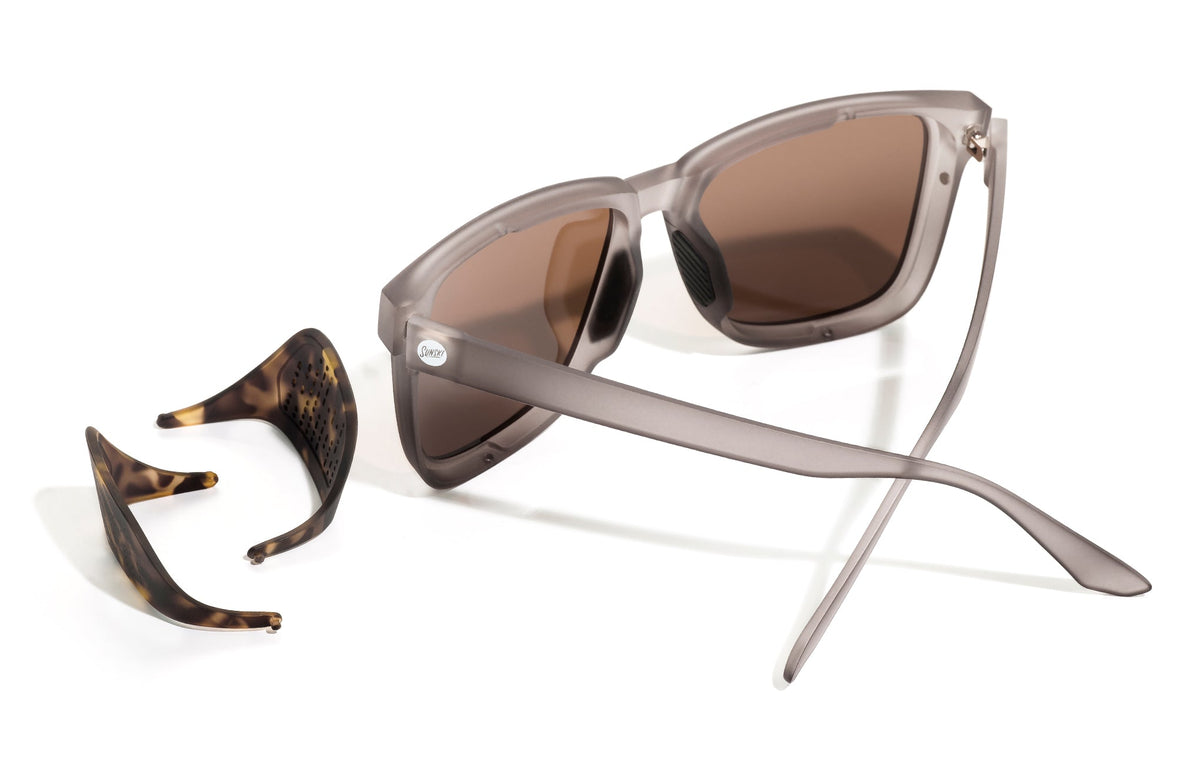 PROD_SUN_CO_MAMP sunski couloir mist amber back angle with side shields removed