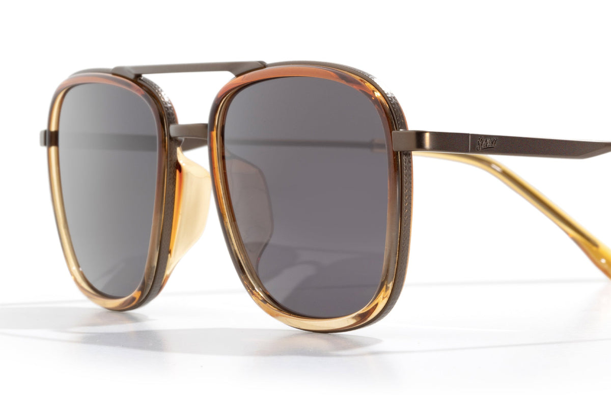 PROD_SUN_ES_HSL sunski estero horizon slate close up three quarter angle