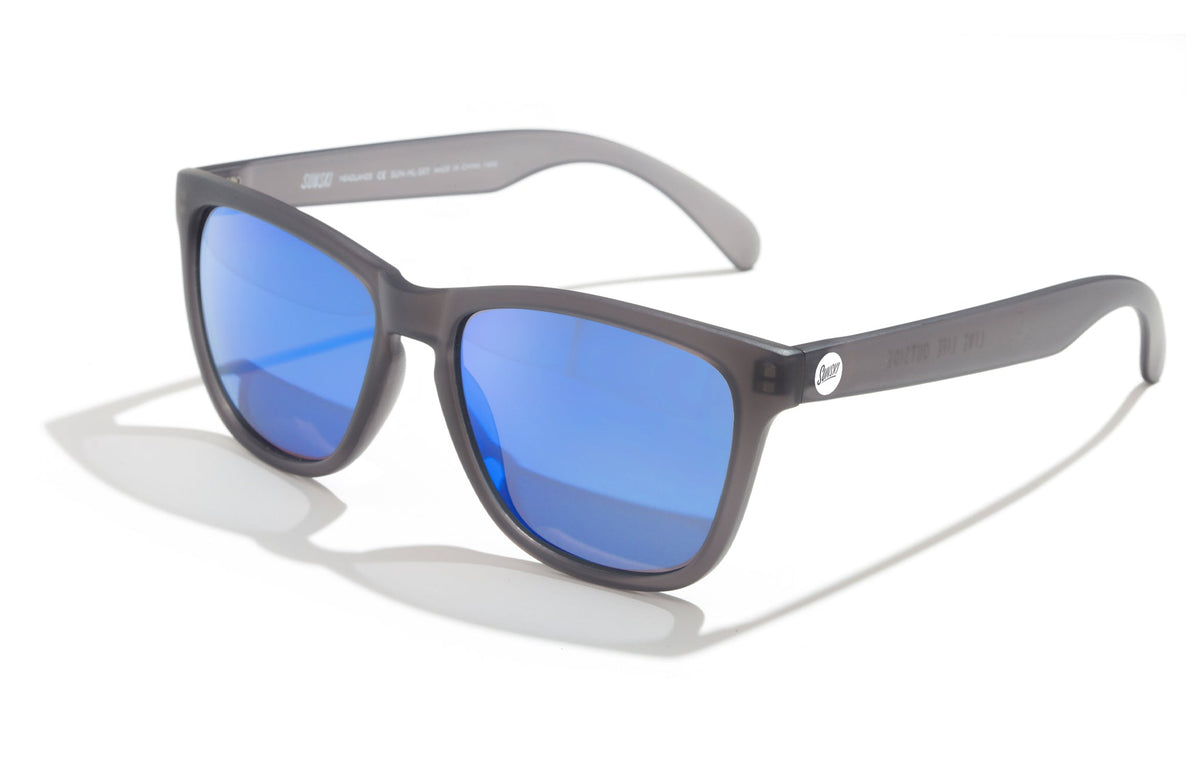 PROD_SUN_HL_BL sunski headland blue three quarter angle