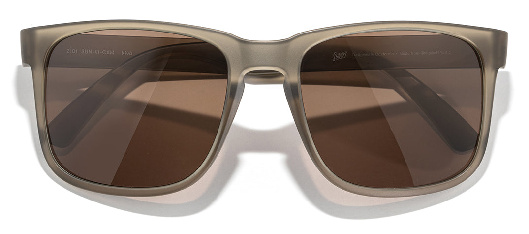 sunski kiva cola amber front angle