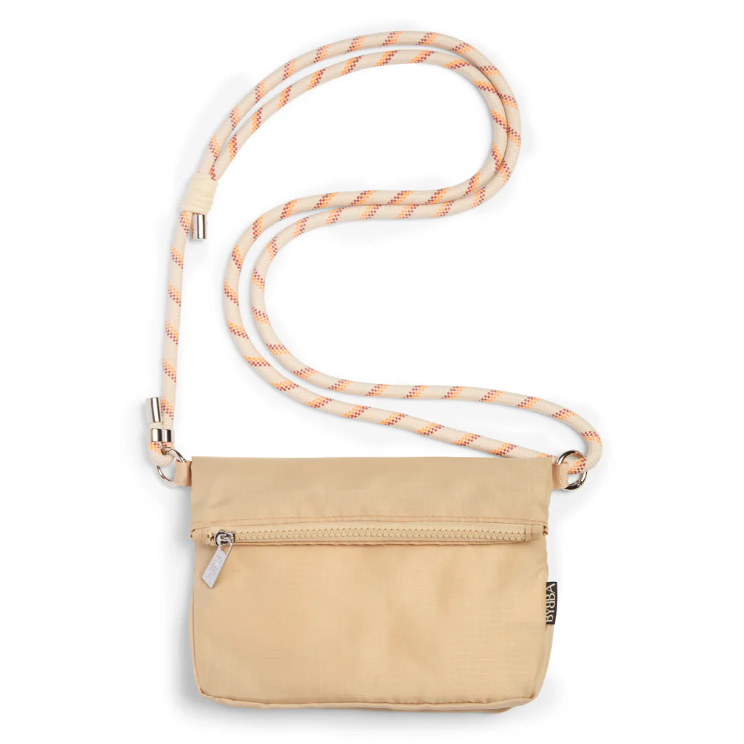 THE MAHÉ ROPE // SAND