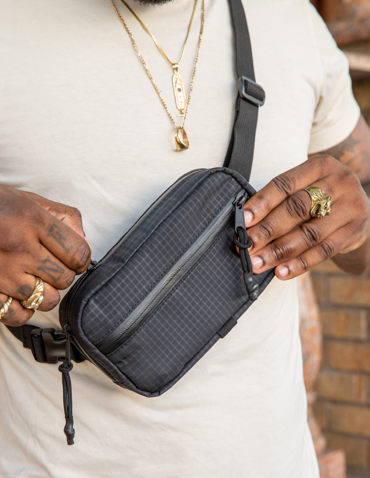 Conceal Waistpack - Challenge Ultra Black Grid