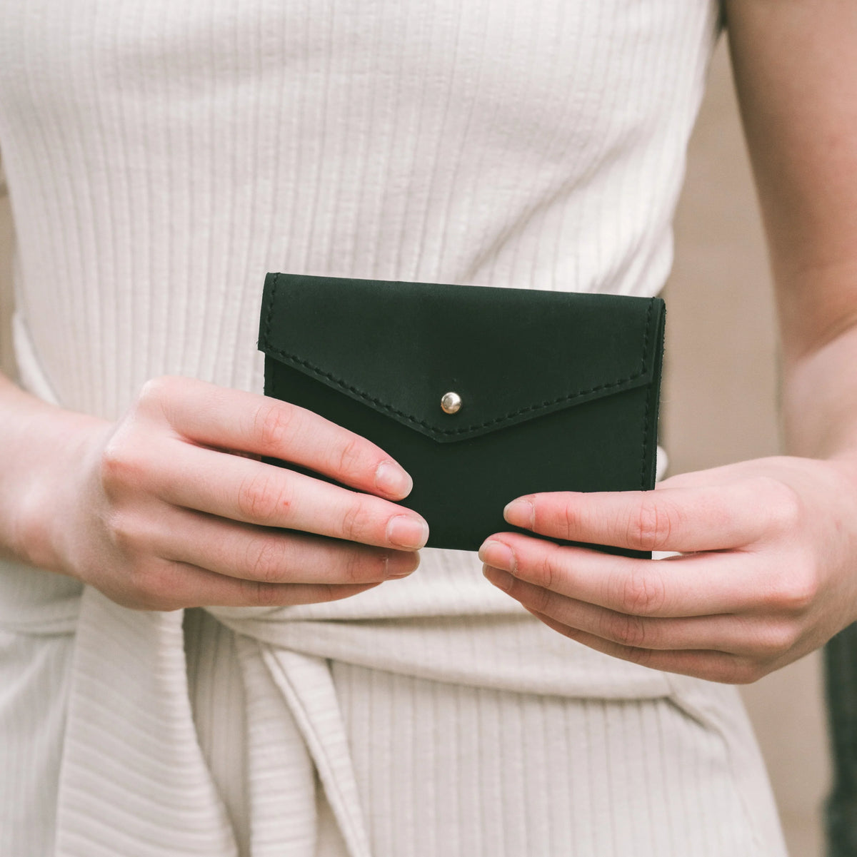 Tigi Full-Grain Leather Card Wallet