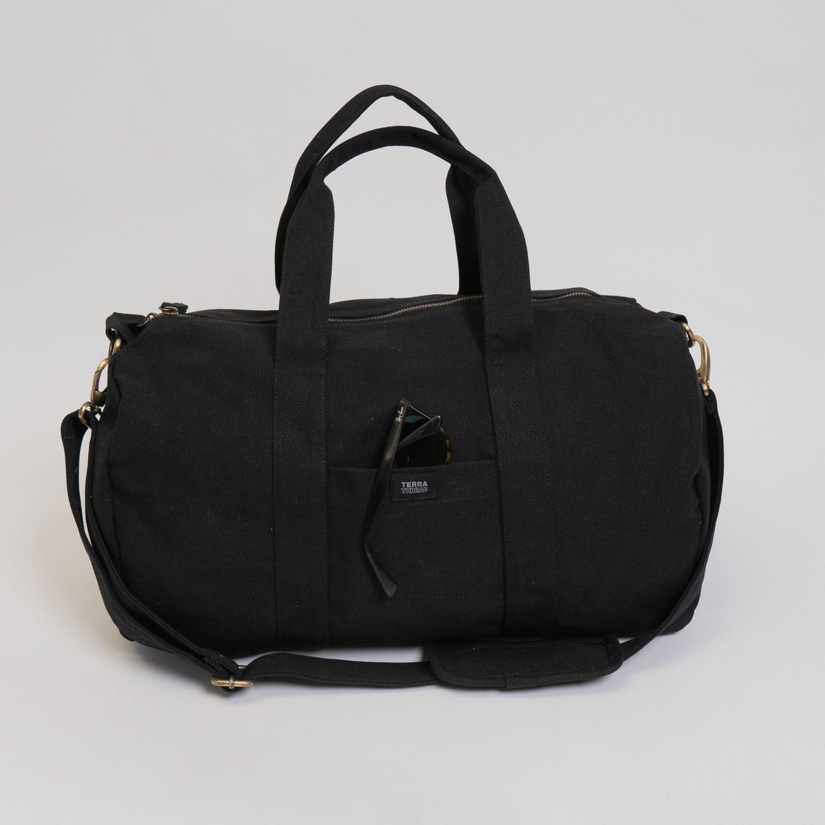 womens gym bag#color_ivory-black