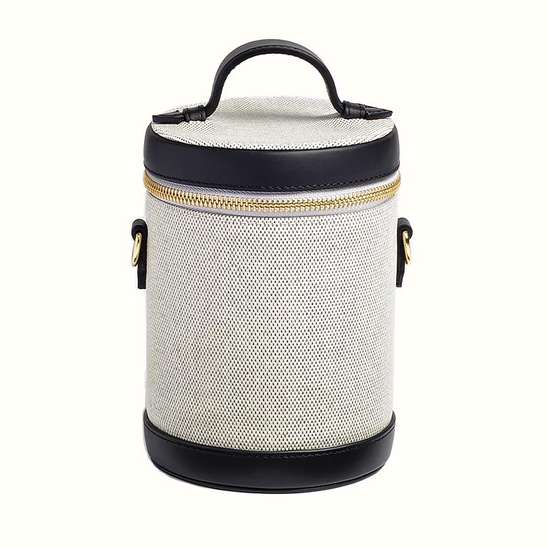 Crossbody Capsule