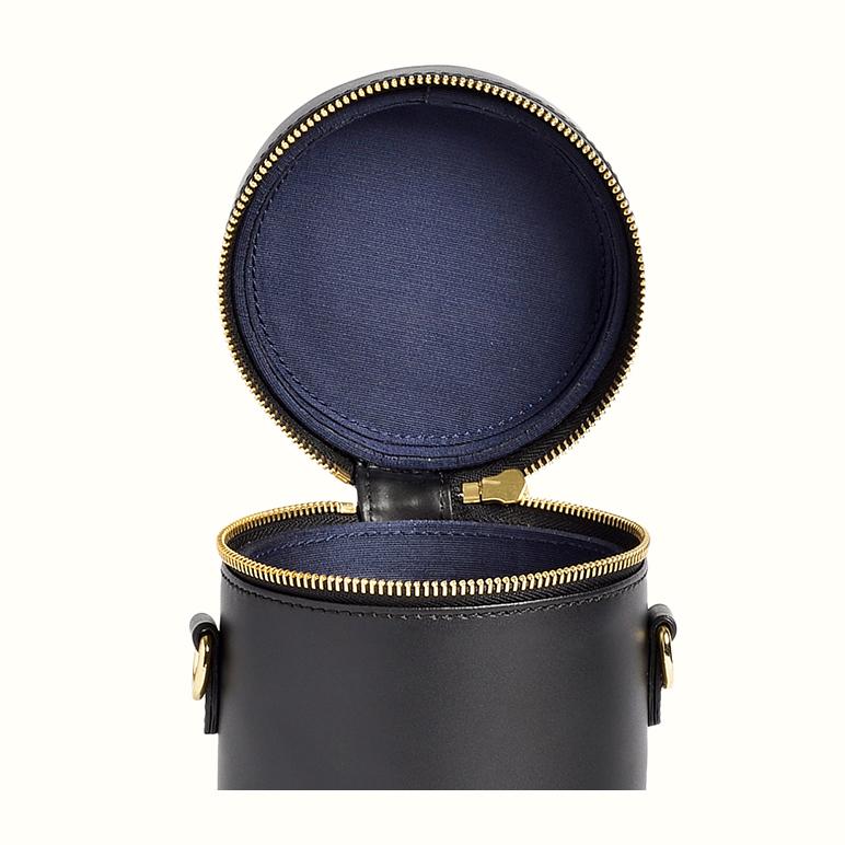 Crossbody Capsule