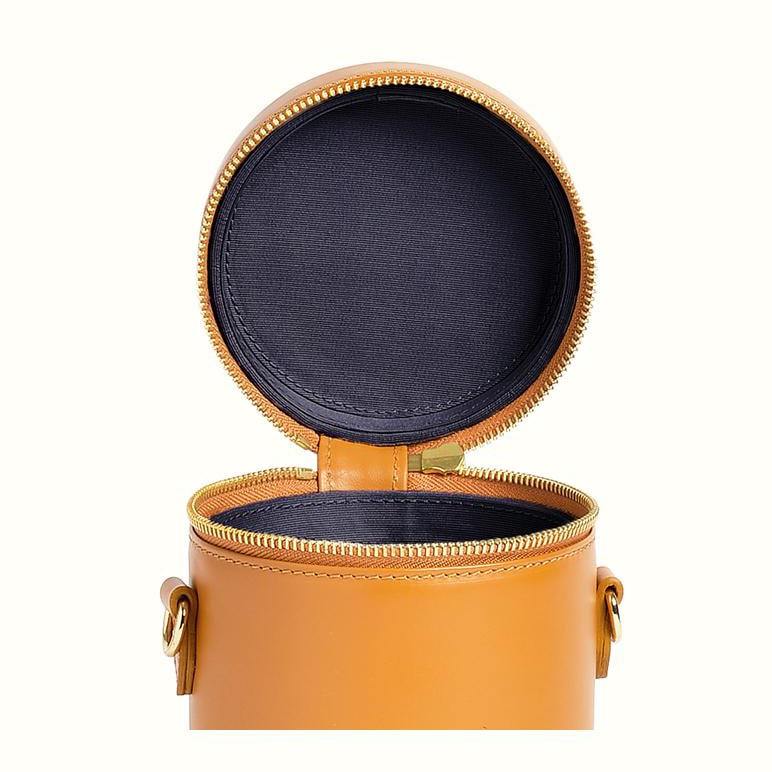 Crossbody Capsule
