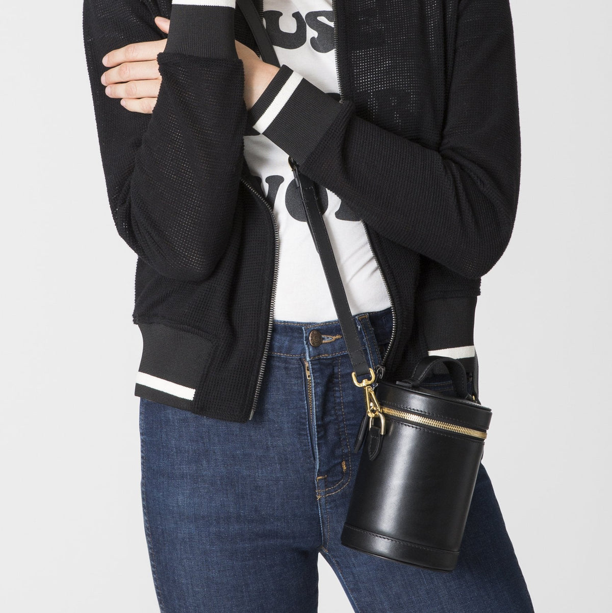 Crossbody Capsule