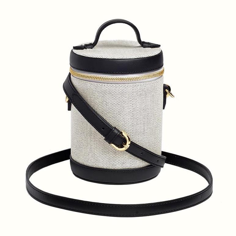 Crossbody Capsule
