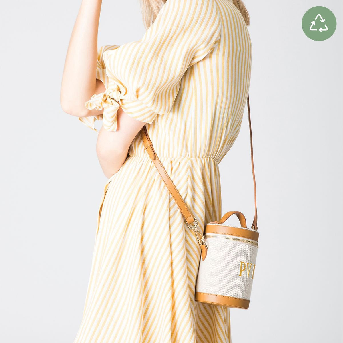Crossbody Capsule