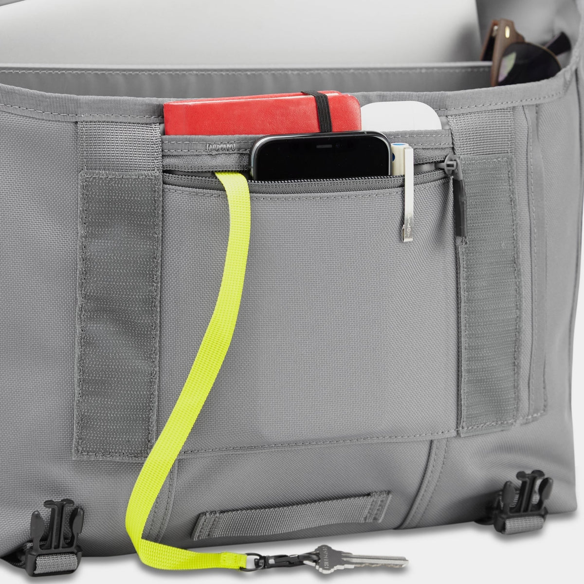 Classic Messenger Bag